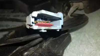 Peça sobressalente para automóvel em segunda mão pré-tensor de airbag esquerdo por citroen c3 1.4 16v referências oem iam 9640676877  33019289