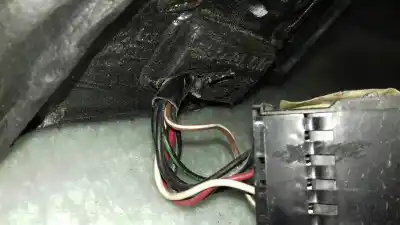 Автозапчастина б/у правий задний огляд для audi a6 berlina (4b2) 2.5 tdi quattro посилання на oem iam 32296  