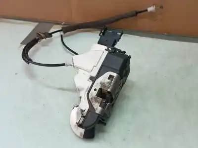 Second-hand car spare part Left Front Door Lock for PEUGEOT PARTNER KOMBI Premium OEM IAM references 828406  