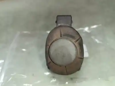 Peça sobressalente para automóvel em segunda mão bomba de ar secundária por renault clio iii confort dynamique referências oem iam 8200661049  