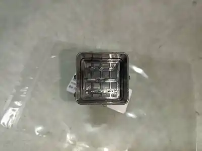 Second-hand car spare part glow plug for ford focus lim. (cb8) sport oem iam references 51299049  9666671780