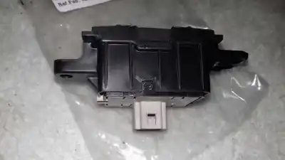 Peça sobressalente para automóvel em segunda mão comandos de alavanca por renault captur xmod referências oem iam 52208  3525