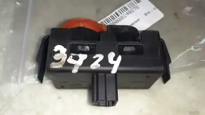 Second-hand car spare part hazard warning lights for renault modus confort dynamique oem iam references 8200214895  