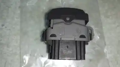 Second-hand car spare part switch for renault clio iii authentique oem iam references 2808202  