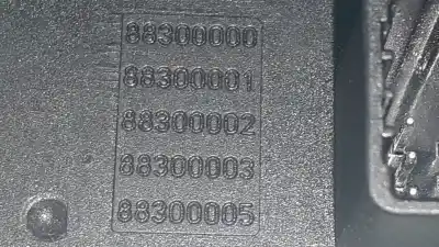 Peça sobressalente para automóvel em segunda mão interruptor 4 piscas - emergência por renault kangoo dynamique referências oem iam 8200214896a 8200409382 8200483813