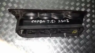 Peça sobressalente para automóvel em segunda mão farolim traseiro direito por opel combo familiar referências oem iam 45313 51132 