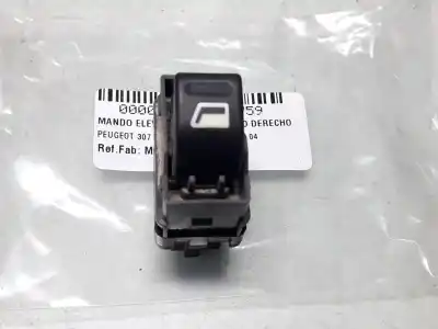 Gebrauchtes Autoersatzteil FENSTERSCHALTER VORNE RECHTS zum PEUGEOT 307 (S1)  OEM-IAM-Referenzen M2072  