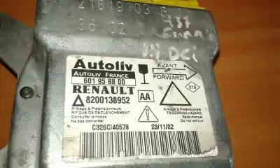 Pezzo di ricambio per auto di seconda mano Centralina Airbag per RENAULT LAGUNA II GRANDTOUR (KG0) Dynamique Riferimenti OEM IAM 601958800  8200138952