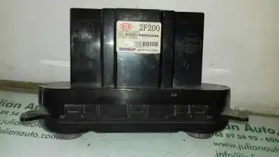 Peça sobressalente para automóvel em segunda mão comando de sofagem (chauffage / ar condicionado)  por kia cerato 2.0 ex crdi familiar referências oem iam 972502f200  