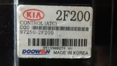 Peça sobressalente para automóvel em segunda mão comando de sofagem (chauffage / ar condicionado)  por kia cerato 2.0 ex crdi familiar referências oem iam 972502f200  