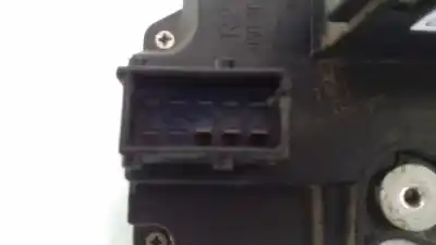 Peça sobressalente para automóvel em segunda mão fechadura da porta dianteira direita por opel corsa c club referências oem iam 13154792  