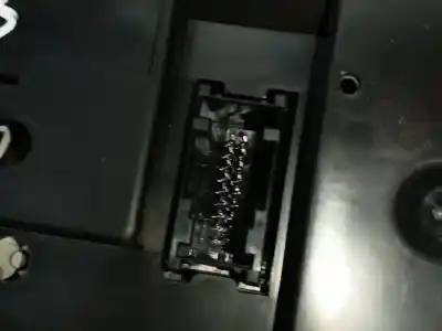 Peça sobressalente para automóvel em segunda mão quadrante por bmw serie 1 berlina (e81/e87) 120d referências oem iam 912259101 1041568 102495262