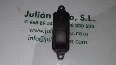 Recambio de automóvil de segunda mano de mando elevalunas delantero derecho para mazda 5 berl. (cr) 2.0 crtd active+ (105kw) referencias oem iam 9247t3