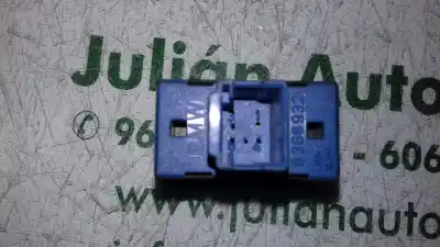 Pezzo di ricambio per auto di seconda mano comando alzacristalli posteriori destro per bmw serie 5 berlina (e39) 528i riferimenti oem iam 8368932  