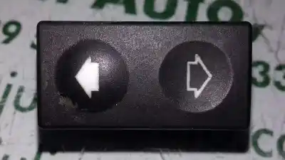 Peça sobressalente para automóvel em segunda mão Botão / Interruptor Elevador Vidro Dianteiro Direito por BMW SERIE 3 COMPACTO (E36) 318tds Sport Edition Referências OEM IAM 8368941  