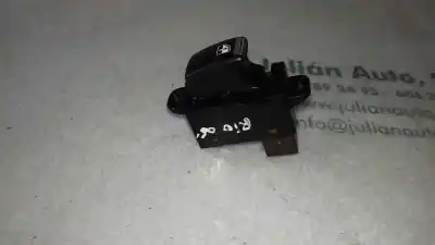 Peça sobressalente para automóvel em segunda mão botão / interruptor elevador vidro dianteiro direito por kia rio 1.4 active referências oem iam 935811g000  621w03620