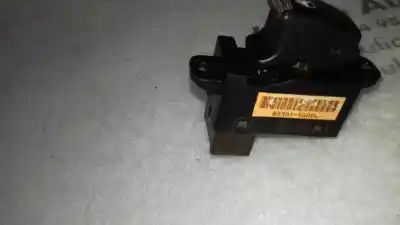 Peça sobressalente para automóvel em segunda mão botão / interruptor elevador vidro dianteiro direito por kia rio 1.4 active referências oem iam 935811g000  621w03620