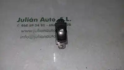 Peça sobressalente para automóvel em segunda mão Botão / Interruptor Elevador Vidro Dianteiro Direito por KIA CERATO 1.5 CRDi Referências OEM IAM 41224 621W03620 9357820000