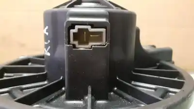 Peça sobressalente para automóvel em segunda mão ventilador de aquecimento por kia rio 1.5 crdi referências oem iam f00s33f004  