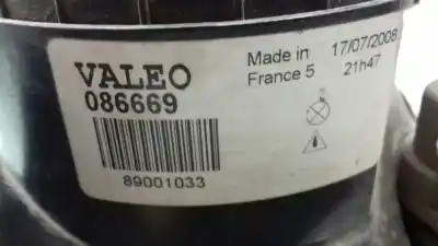 Second-hand car spare part left headlight for renault kangoo (f/kc0) alize oem iam references 89001033  086669