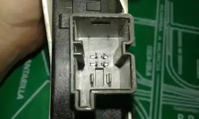 Pezzo di ricambio per auto di seconda mano motore alzacristalli anteriore sinistro per audi q7 (4l) 3.0 v6 24v tdi riferimenti oem iam 4l0959801b  977273101
