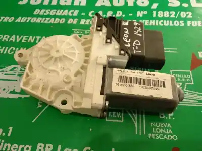 Автозапчасти б/у мотор заднего правого стекла за seat leon (1p1) reference ссылки oem iam 1k0959704n  983600332