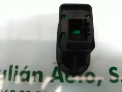 Second-hand car spare part right front power window switch for citroen c2 furio oem iam references 96401469xt  