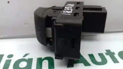 Peça sobressalente para automóvel em segunda mão botão / interruptor elevador vidro traseiro direito por citroen c4 coupe lx referências oem iam   