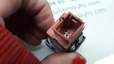 Second-hand car spare part switch for citroen c4 coupe lx oem iam references 96476624xt  