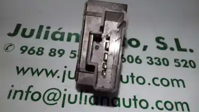 Pezzo di ricambio per auto di seconda mano interruttore per peugeot 206 berlina look riferimenti oem iam 19256994  