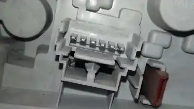 Second-hand car spare part right tailgate light for renault grand modus dynamique oem iam references 8200658413  250408