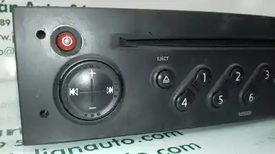 Second-hand car spare part audio system / radio cd for renault clio iii exception oem iam references 8200483757  8200483757t