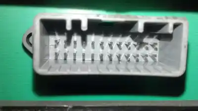 Peça sobressalente para automóvel em segunda mão quadrante por renault clio iii emotion referências oem iam 8200582709g  8200582709