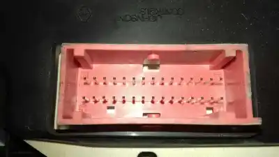 Автозапчасти б/у приборная доска за renault clio ii fase ii (b/cb0) generique ссылки oem iam p8200276525a 281177019 8200276525