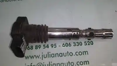 Peça sobressalente para automóvel em segunda mão BOBINA DE IGNIÇÃO por AUDI A4 AVANT (8E)  Referências OEM IAM 06A905115D  