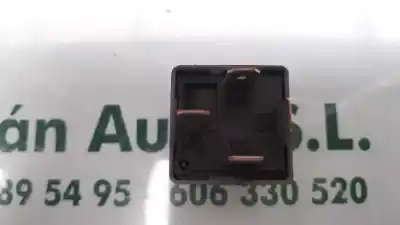 Pezzo di ricambio per auto di seconda mano relè per seat leon (1p1) reference riferimenti oem iam 8d0951253a rele 373 