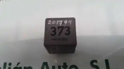 Pezzo di ricambio per auto di seconda mano relè per seat leon (1p1) reference riferimenti oem iam 8d0951253a rele 373 