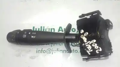 Pezzo di ricambio per auto di seconda mano Controllo Della Luce per RENAULT TWINGO Authentique Riferimenti OEM IAM 8200515830  020481200
