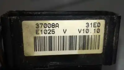 Pezzo di ricambio per auto di seconda mano controllo della luce per renault clio ii fase i (b/cbo) 1.9 dti diesel 80 cv / 59 kw riferimenti oem iam 37008a  e1025