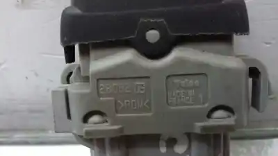 Second-hand car spare part right front power window switch for renault clio iii confort dynamique oem iam references 315013b  