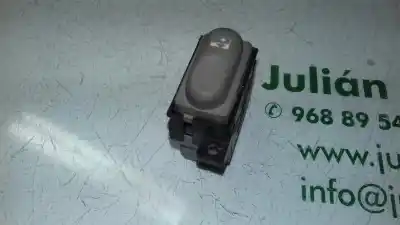 İkinci el araba yedek parçası SOL ÖN PENCERE ANAHTARI için RENAULT LAGUNA (B56)  OEM IAM referansları   