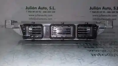 Second-hand car spare part ecu engine control for dacia sandero básico oem iam references s120205102a  8201117953