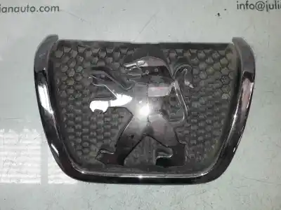 Second-hand car spare part FRONT GRILLE for PEUGEOT PARTNER (S2)  OEM IAM references 9644759077  