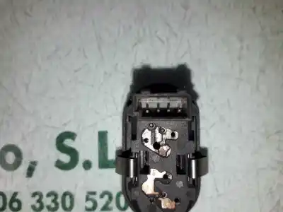 Second-hand car spare part right front power window switch for opel combo familiar oem iam references 13363102  24409207