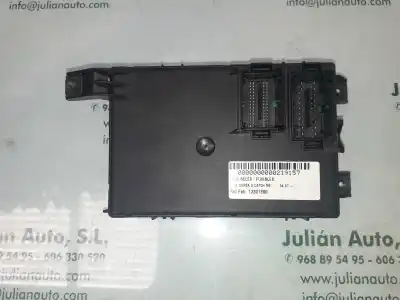 Second-hand car spare part fuse box unit for opel corsa d catch me oem iam references 13301560  401154265