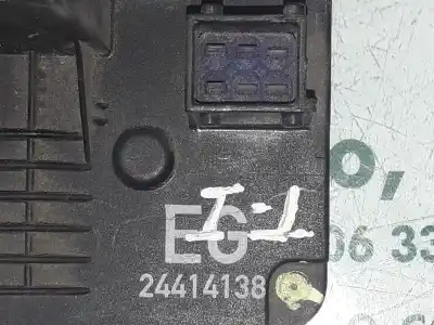 Pezzo di ricambio per auto di seconda mano serratura porta posteriore sinistra per opel corsa c club riferimenti oem iam 24414138  