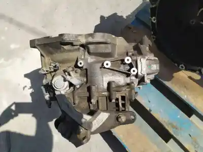 Pezzo di ricambio per auto di seconda mano riduttore per opel corsa d ´´111 years´´ riferimenti oem iam 55193621 6 velocidades 