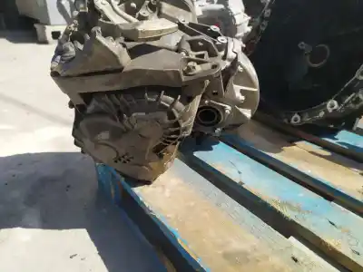 Pezzo di ricambio per auto di seconda mano riduttore per opel corsa d ´´111 years´´ riferimenti oem iam 55193621 6 velocidades 