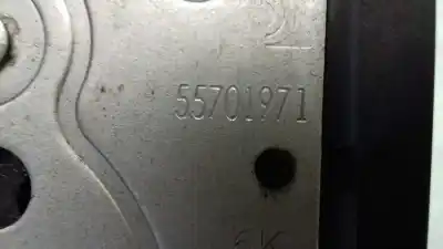 Second-hand car spare part trunk lock for opel corsa d ´´111 years´´ oem iam references 55701971  a727