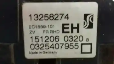 Peça sobressalente para automóvel em segunda mão fechadura da porta dianteira direita por opel corsa d ´´111 years´´ referências oem iam 13258274  0325407955